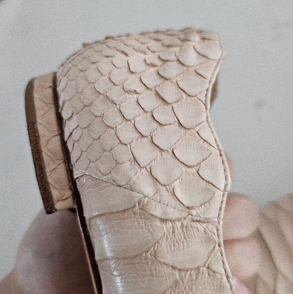 Alexander Birman Exotic Pyton Cream Ballet Flats - Picture 14 of 15